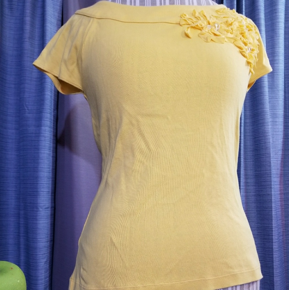 🌻🌺🌻BEAUTIFUL SPRING SHIRT!! - Picture 3 of 6
